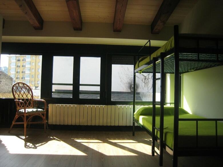 Hostal Albergue Oasis