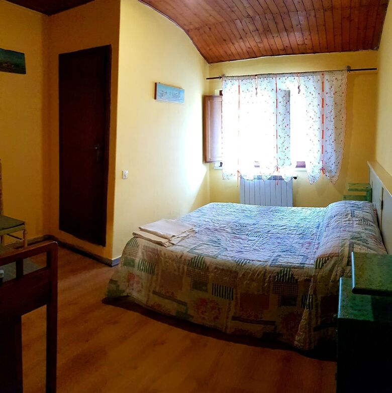 Hotel Albergo Pensione Tesi