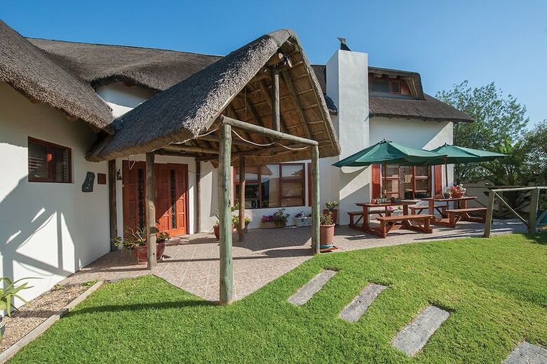Hotel Happy Jackal Guest House