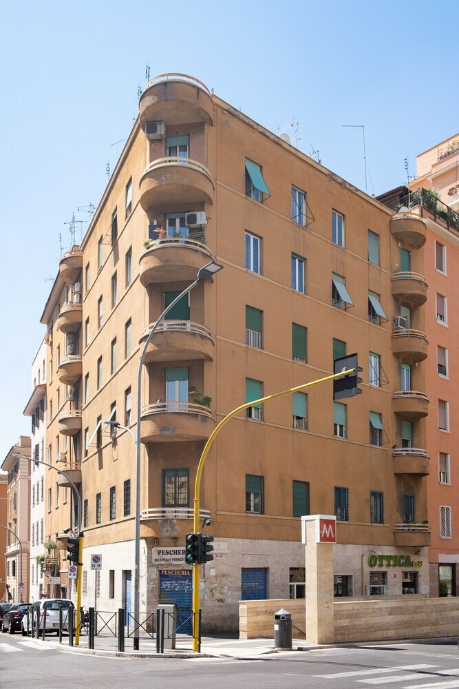 Apartamento Roma - Via La Spezia 70