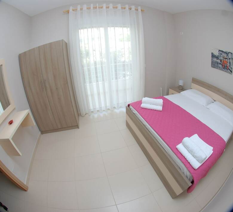 Wave Apartments Sarande