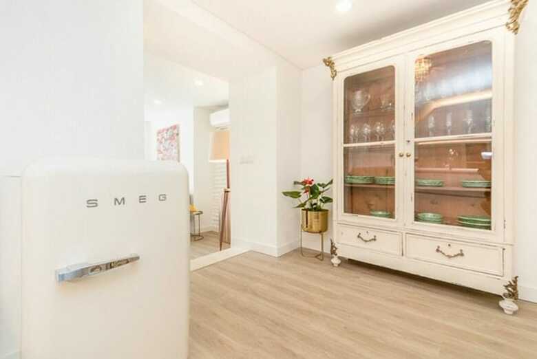 Charming Apartment In Alfama