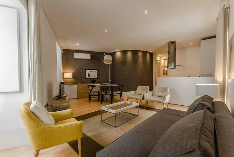 Modern Apartment In Alfama