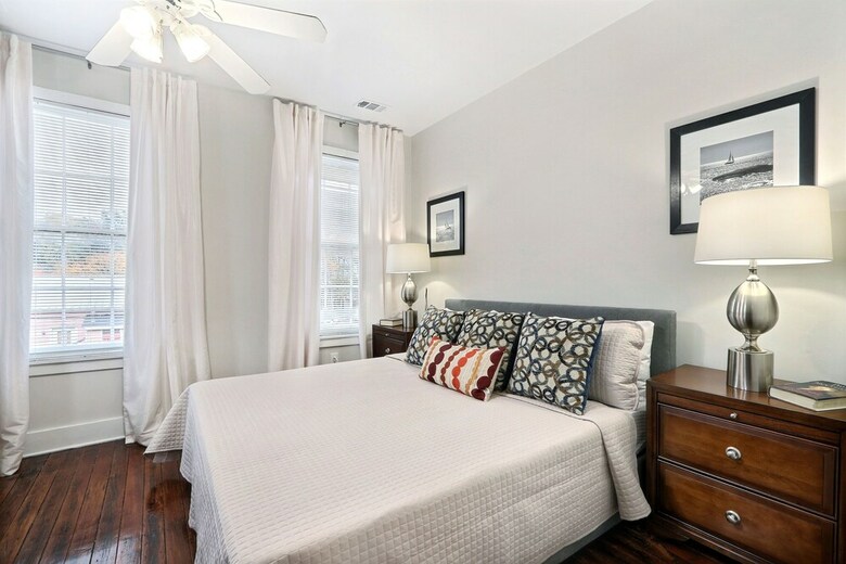 Apartamentos Gallery Stays - Low Country