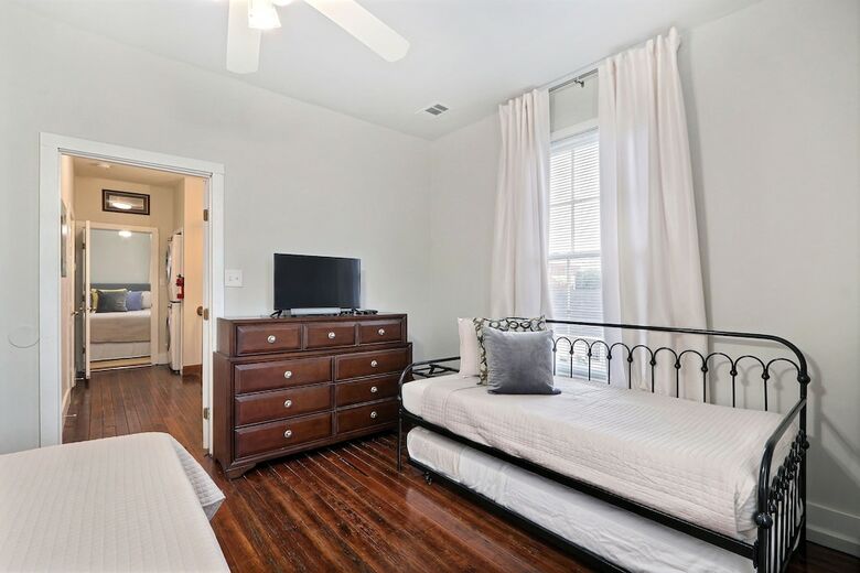 Apartamentos Gallery Stays - Pop Collection