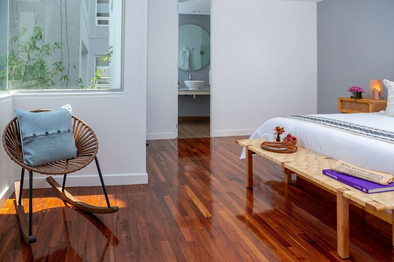 Apartamentos The Local Way Juarez - Toledo