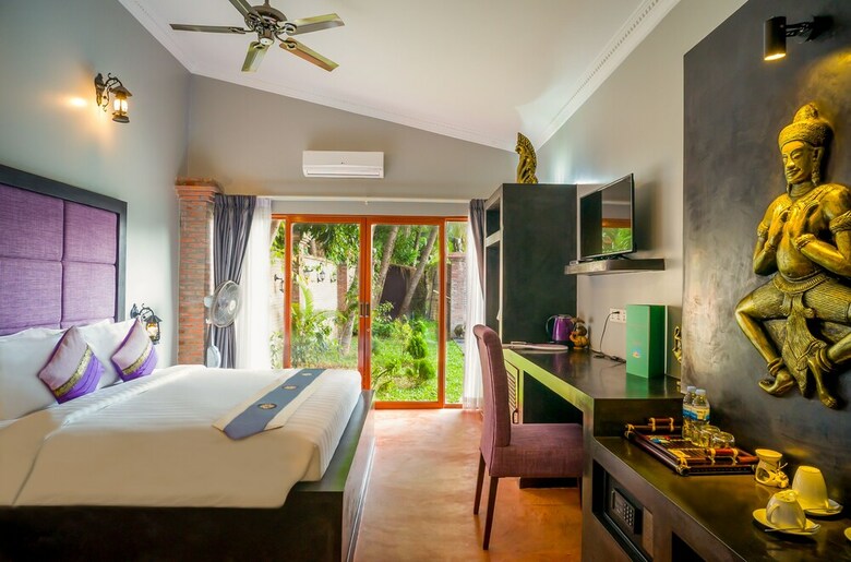 Hotel Authentic Khmer Village Resort