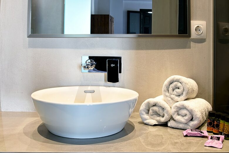 Apartamentos Vranas Ambiance Hotel