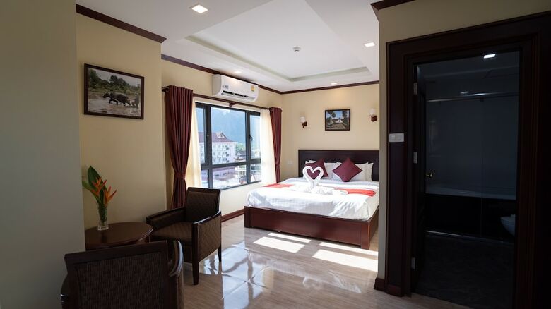Pm Hotel