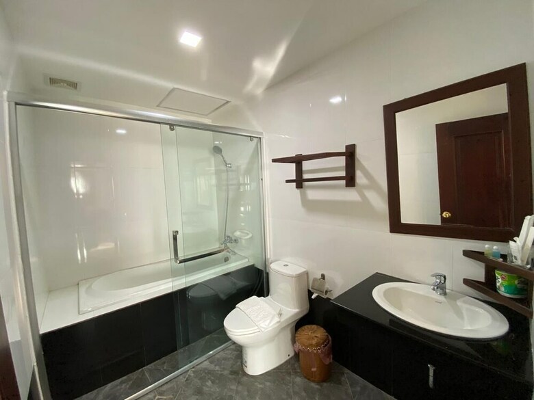 Pm Hotel