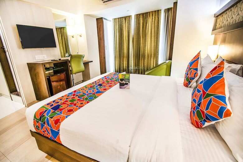 Fabhotel Vatika Mumbai-nasik Highway