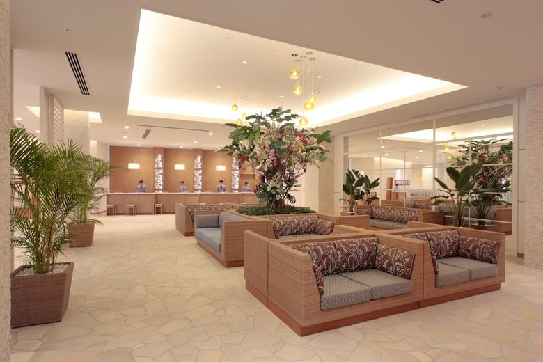 Hotel Spa Resort Hawaiians Monolith Tower
