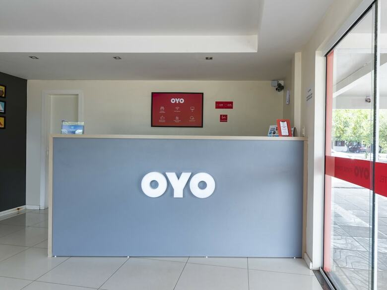 Oyo Portal Torres Hotel
