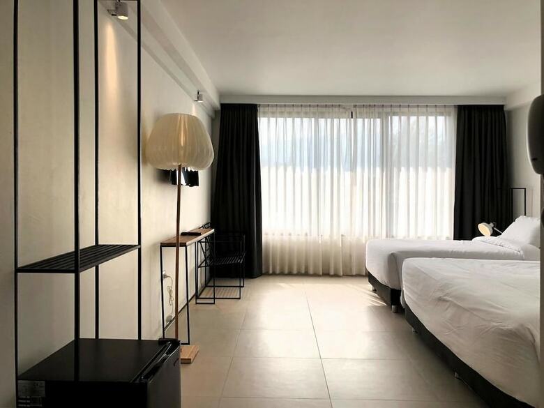 Hotel Por Santitham