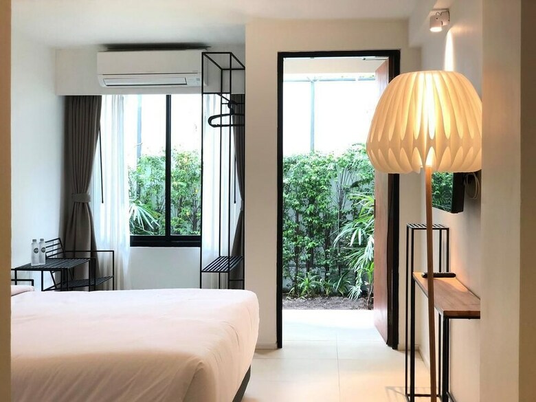 Hotel Por Santitham