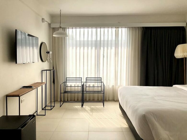 Hotel Por Santitham