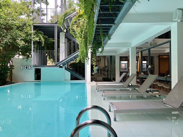 Hotel Por Santitham