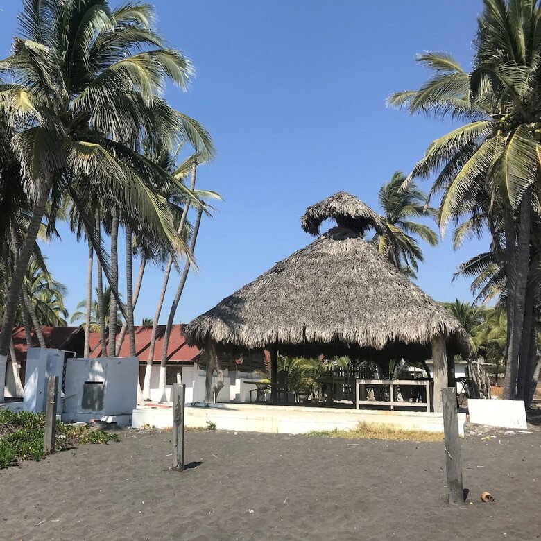 Hotel Cuyutlan Holistico