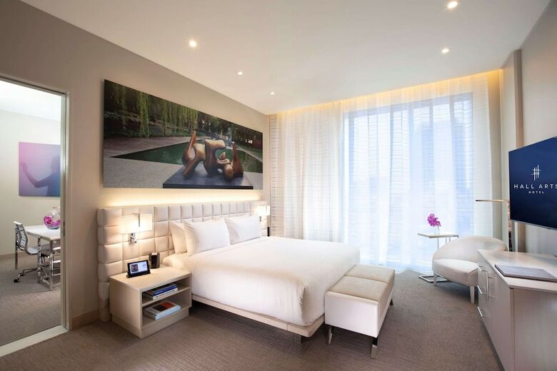 Hall Arts Hotel