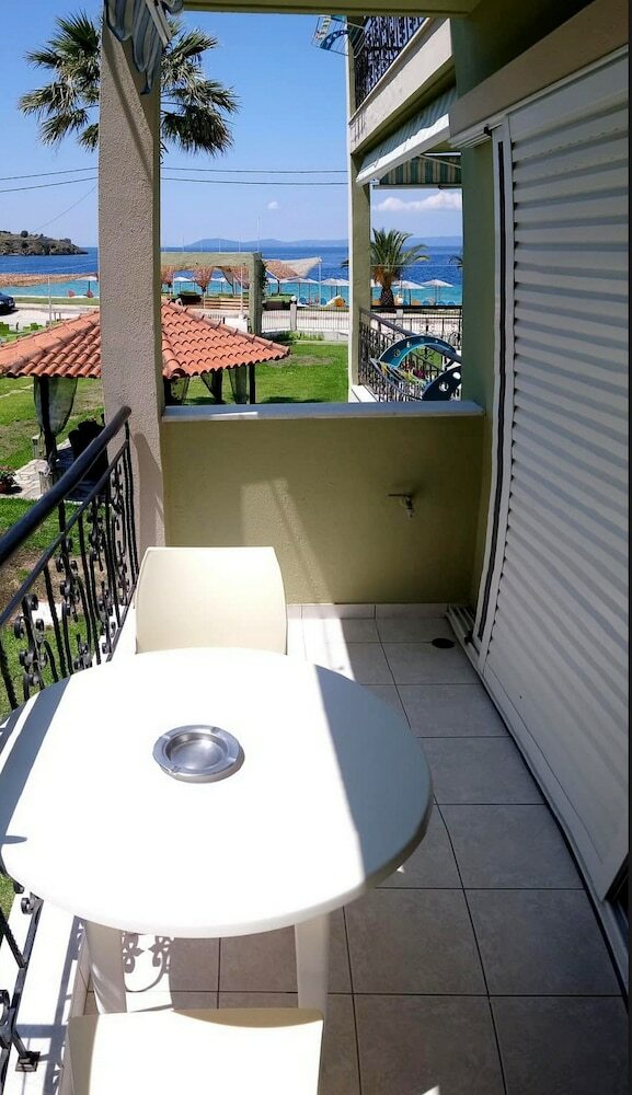 Aparthotel Chrissi Ammoudia