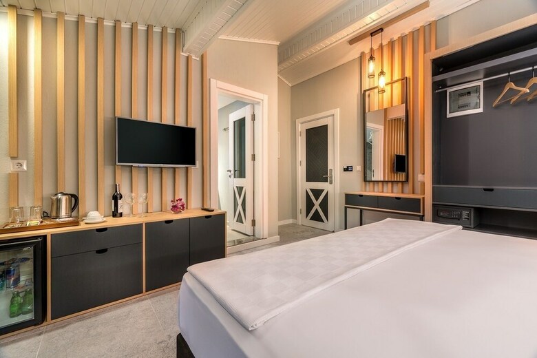 Hotel Isola12