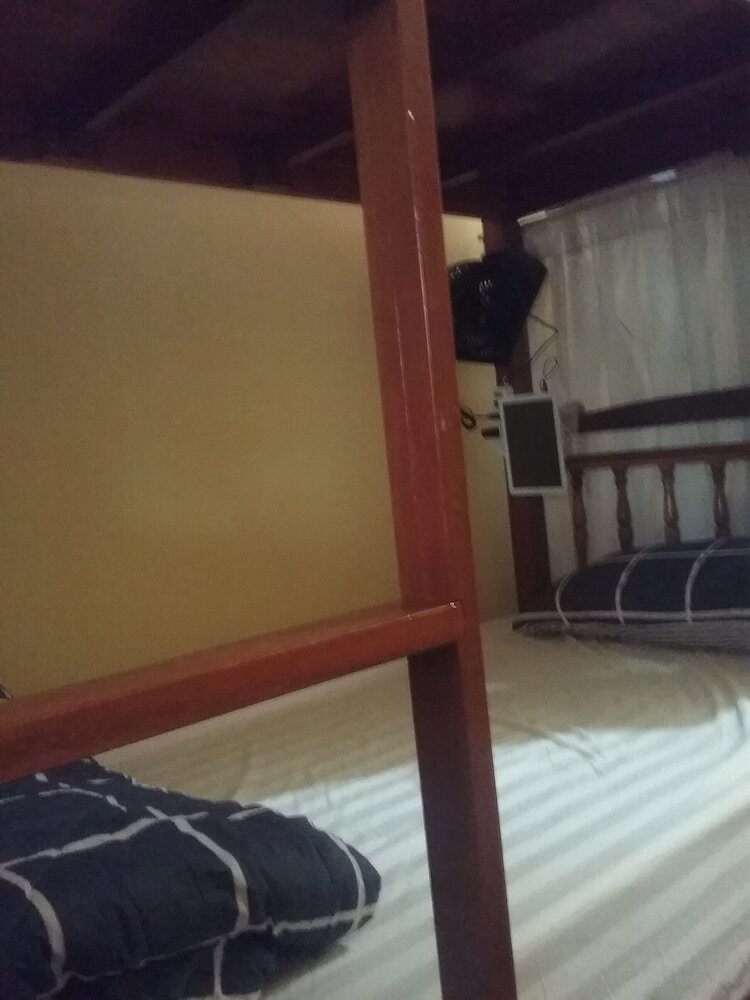 Hostal Arunrat Guesthouse