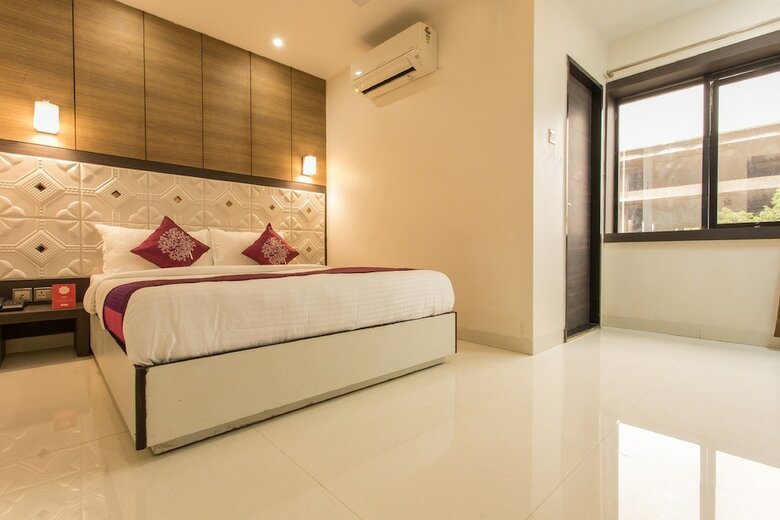 Hotel Anroute Stays South Tukoganj