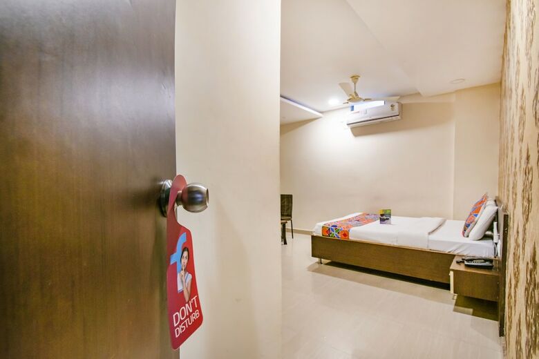 Fabhotel Svs Luxury Rooms