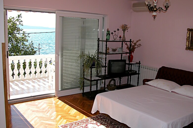Apartamentos Edi Und Minja