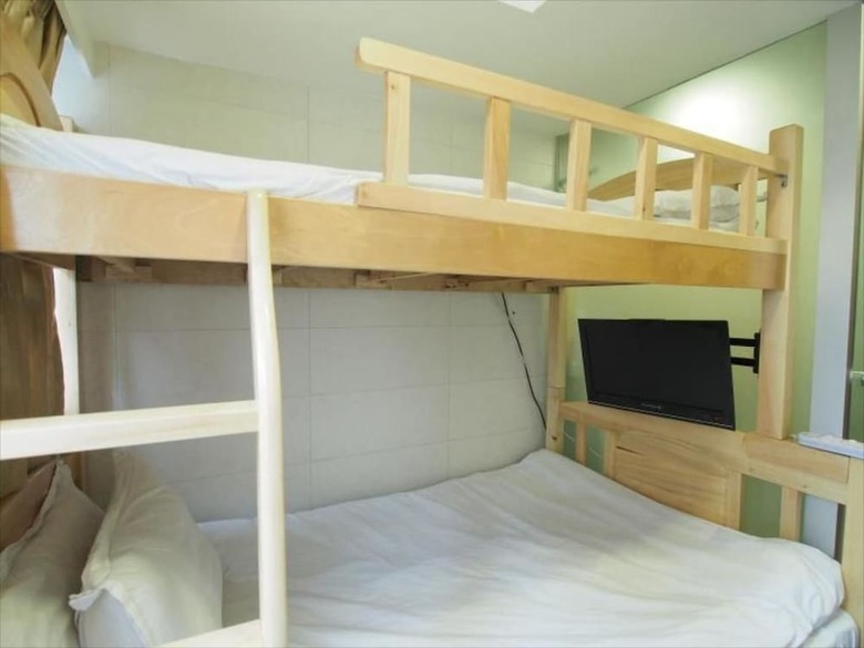 Hotel Lamshan Pakho Hostel