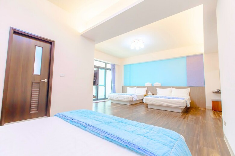 Hotel Happy House Homestay