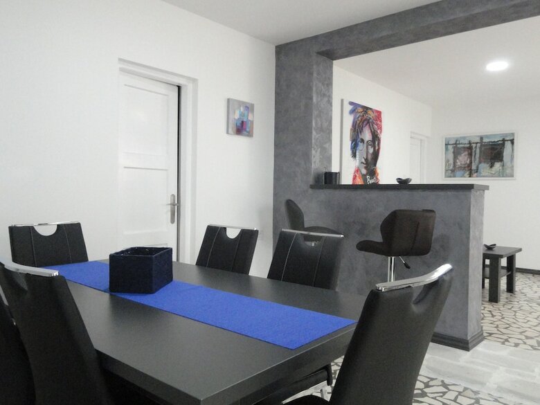 Villa Petrovac Holiday House With Pool
