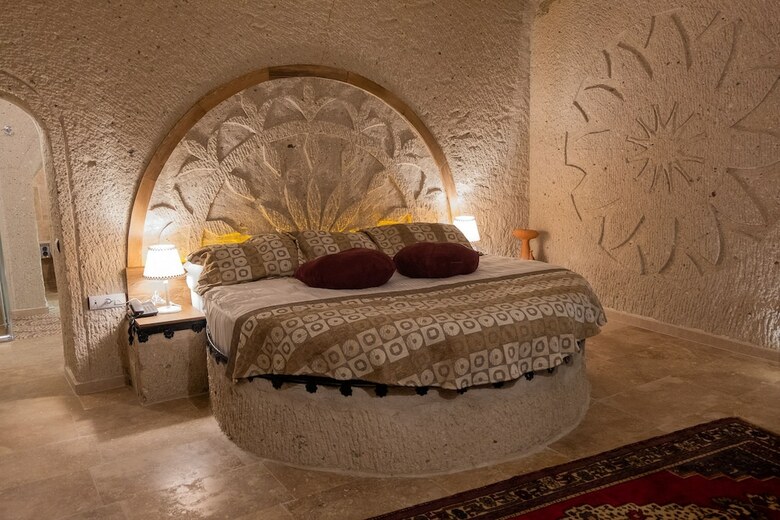 Hotel Grand Elite Cave Suites