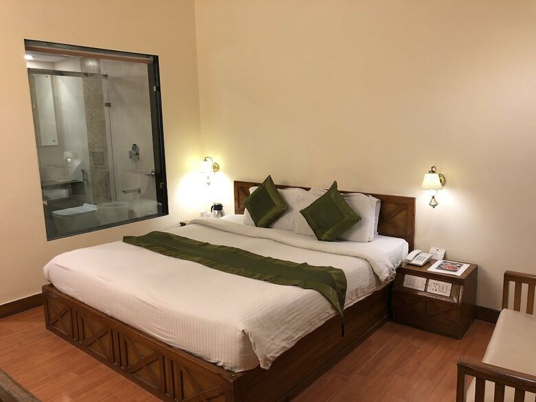 Hotel Nand Residency