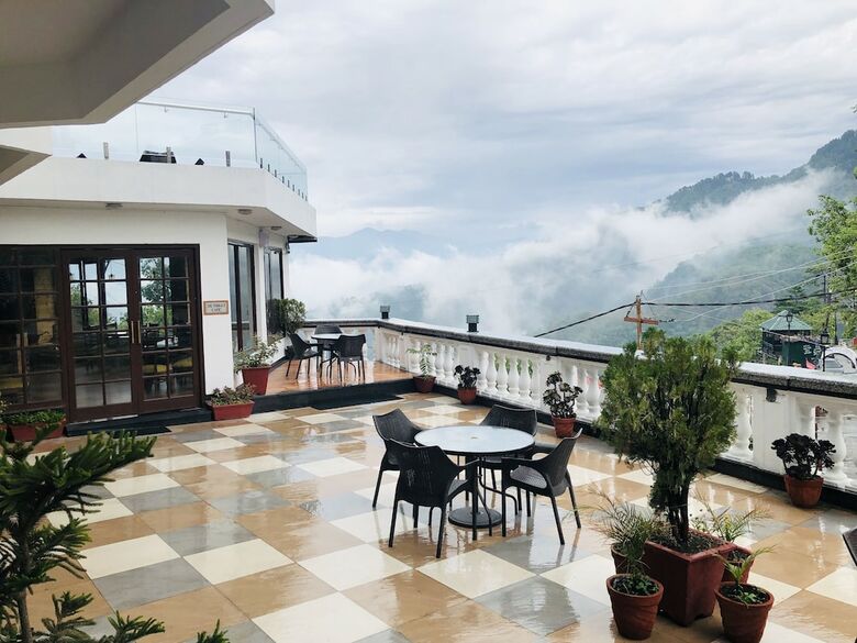 Hotel Nand Residency