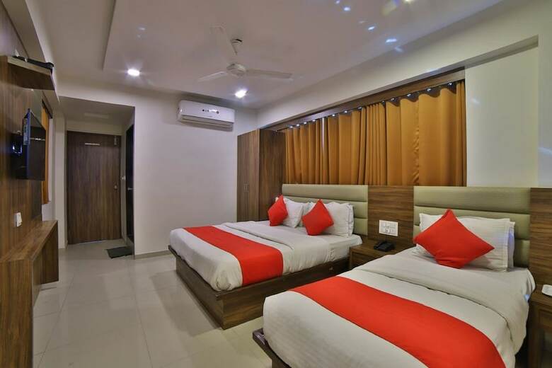 Hotel Sunstar Inn