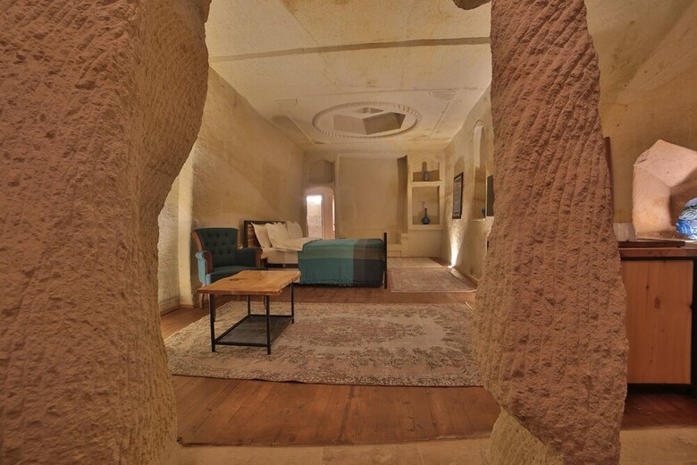 Hotel Taru Cave Suites