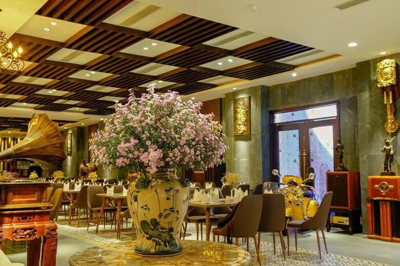 Dong Duong Hotel