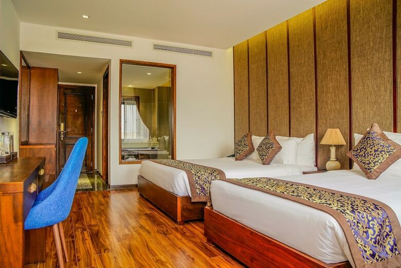 Dong Duong Hotel