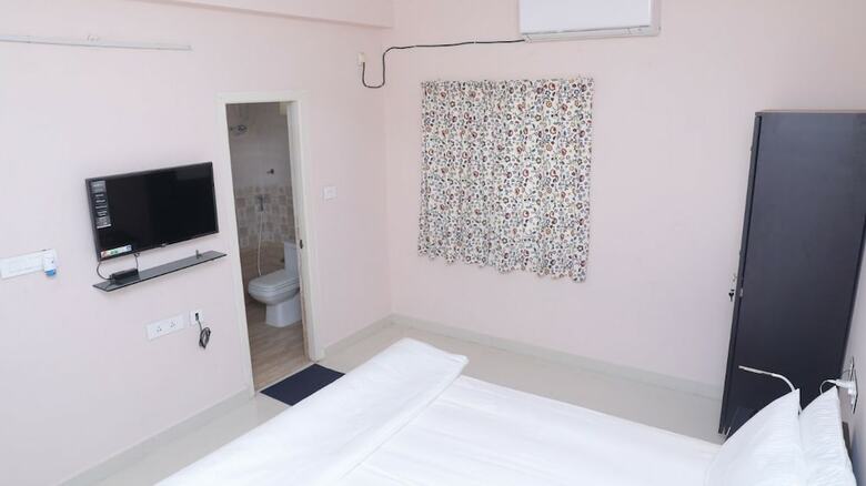 Hotel Brundavan Suites