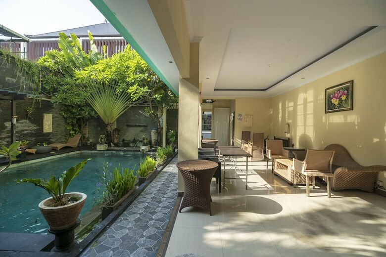 Posada Oyo 523 Dedy Beach Inn