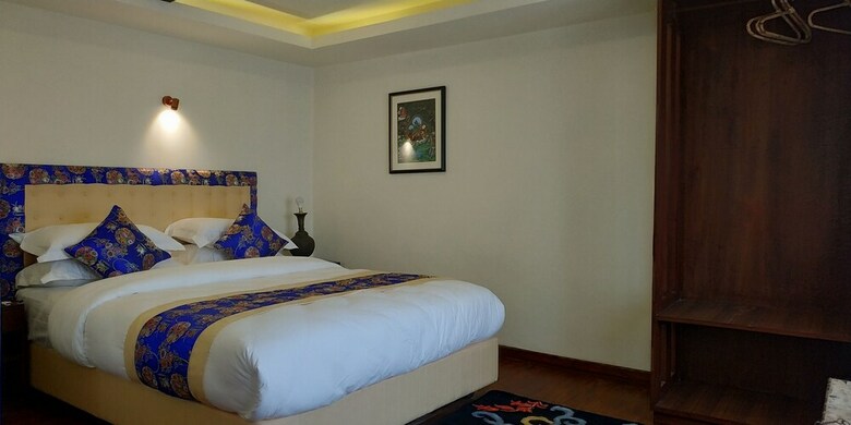 Hotel Heranya La:ku