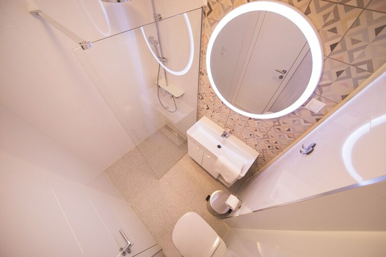 Luxury Apartment Marjan White