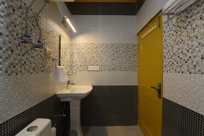 Hotel Abhilashi Residency