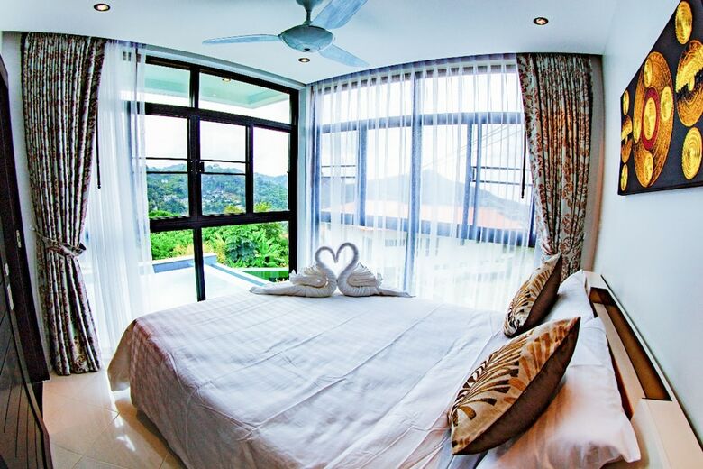 Villa Baan Chom View Kamala