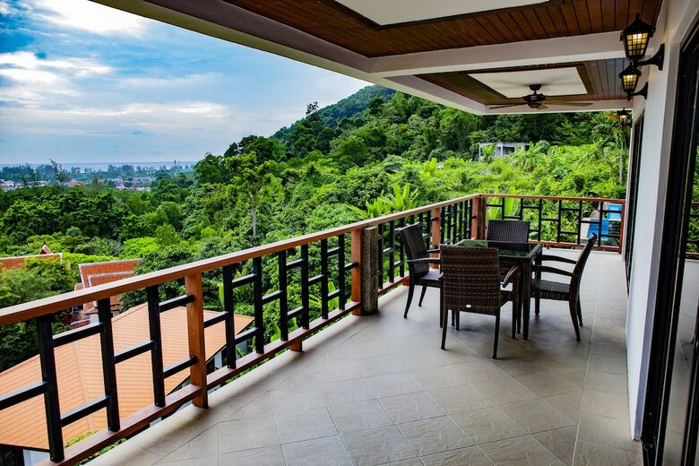 Villa Baan Chom View Kamala