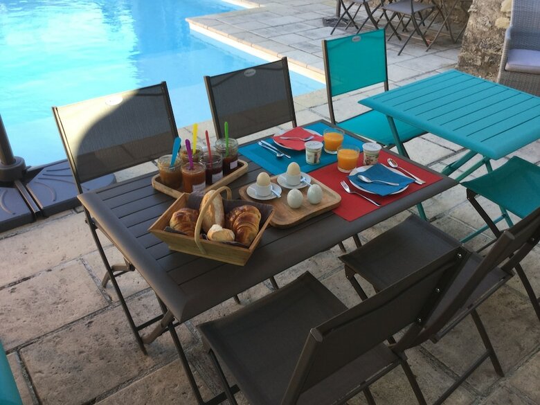 Domaine Des Deux Rivi�res - B&B