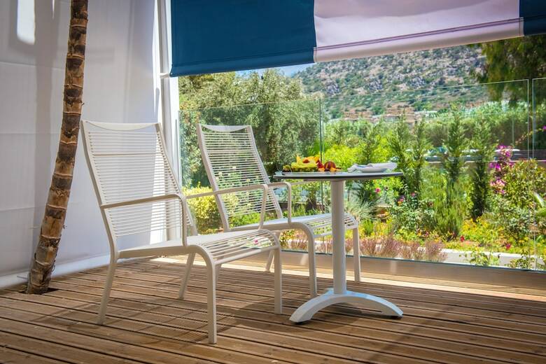 I Resort Beach Hotel & Spa