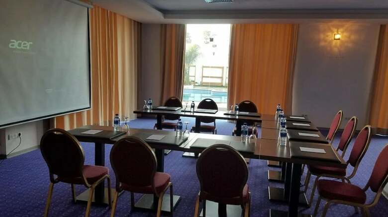 Le Zenith Hotel Oran