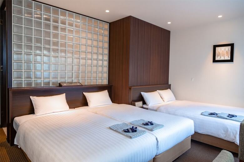 Floral Hotel � Nihonbashi Osaka